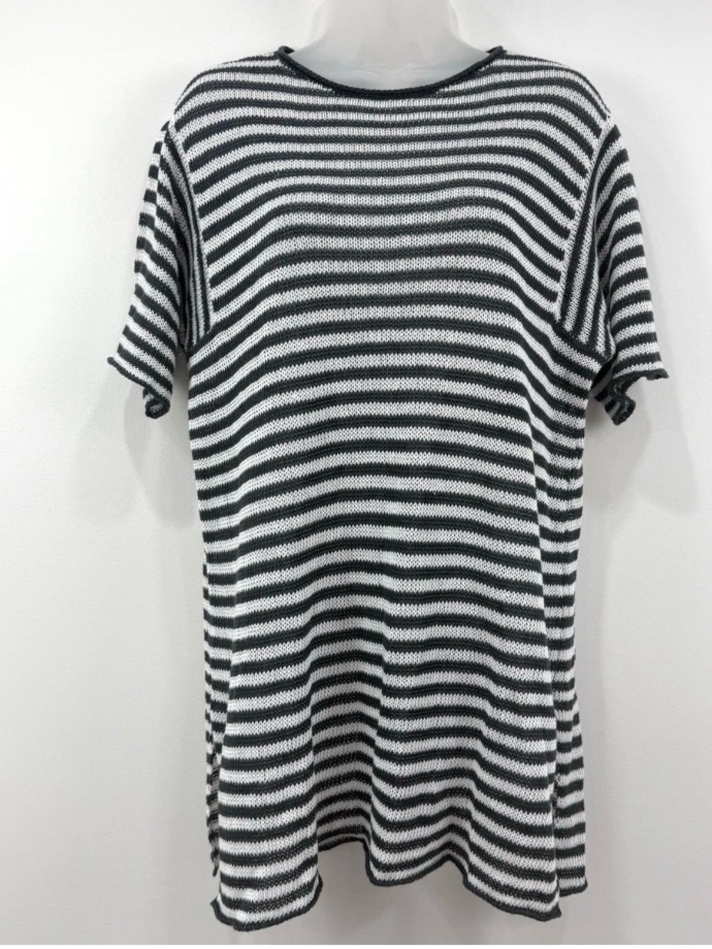 Eileen Fisher- Gray and White Striped Knit Short Sleeve Tunic